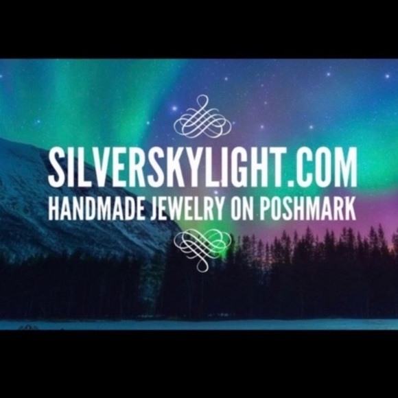 Celtic knot dangly earrings & genuine iridescent blue green abalone shell charms - Picture 10 of 10